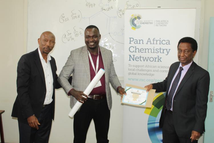 Trainee from Uganda awarded certificate